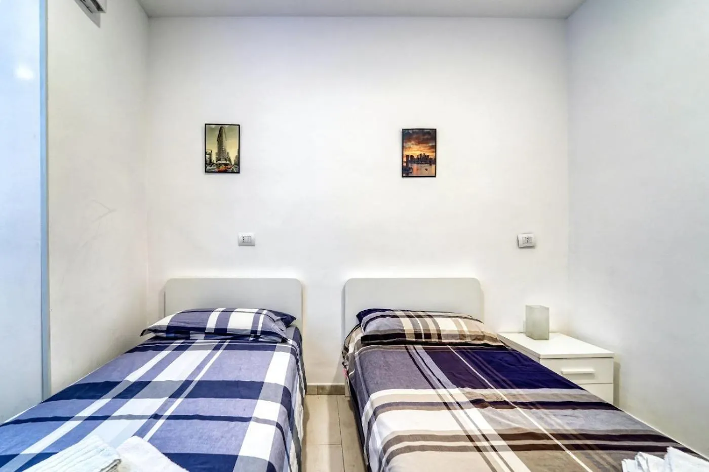 Residenza Via Carloni 18 Apartment Como Italy